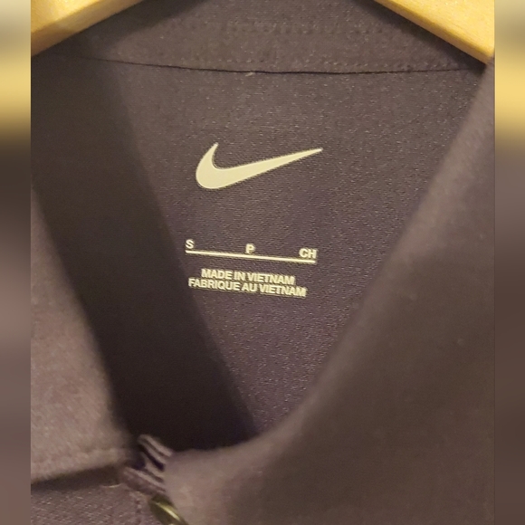 NWTS Nike Black Small Golf Shirt - Picture 4 of 6